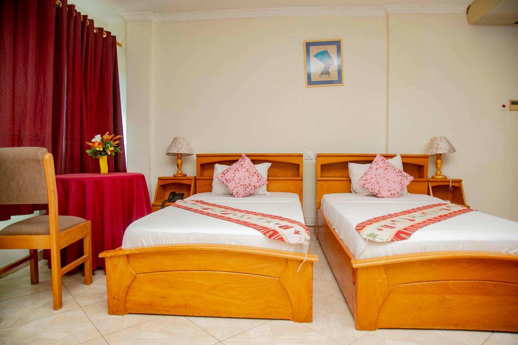 Brookvale Hotel Weija Kültér fotó