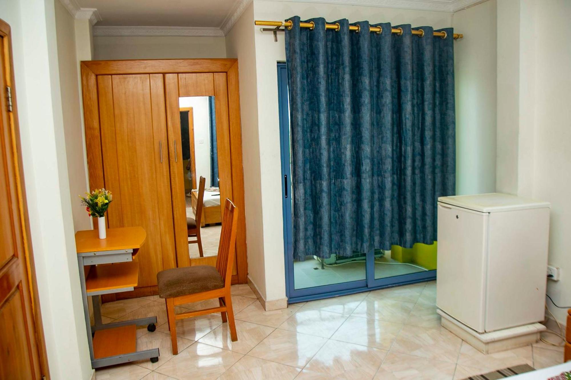Brookvale Hotel Weija Kültér fotó